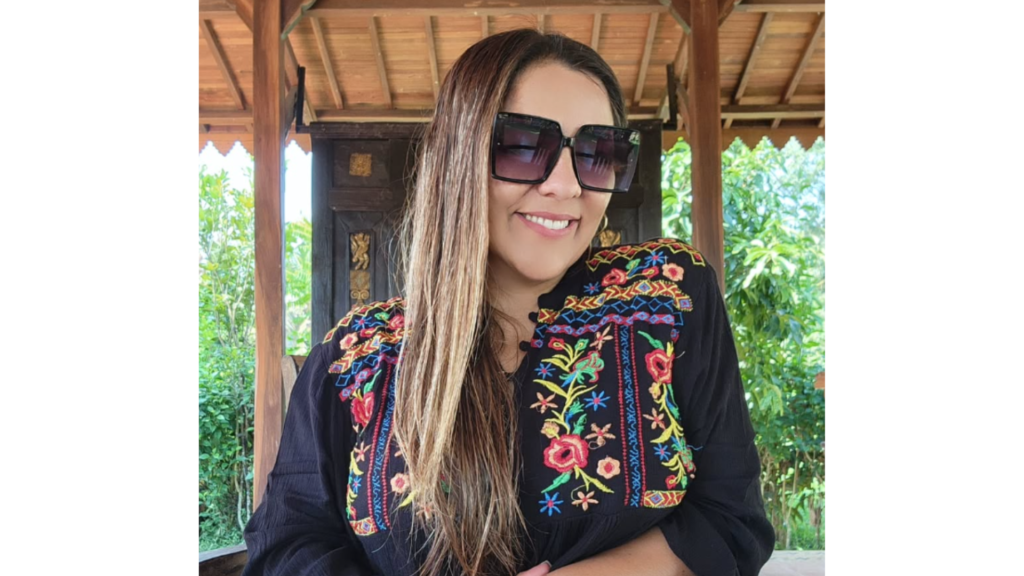 Fundadora del curso Microneedling y Micropuntura Erika Vanessa Solis